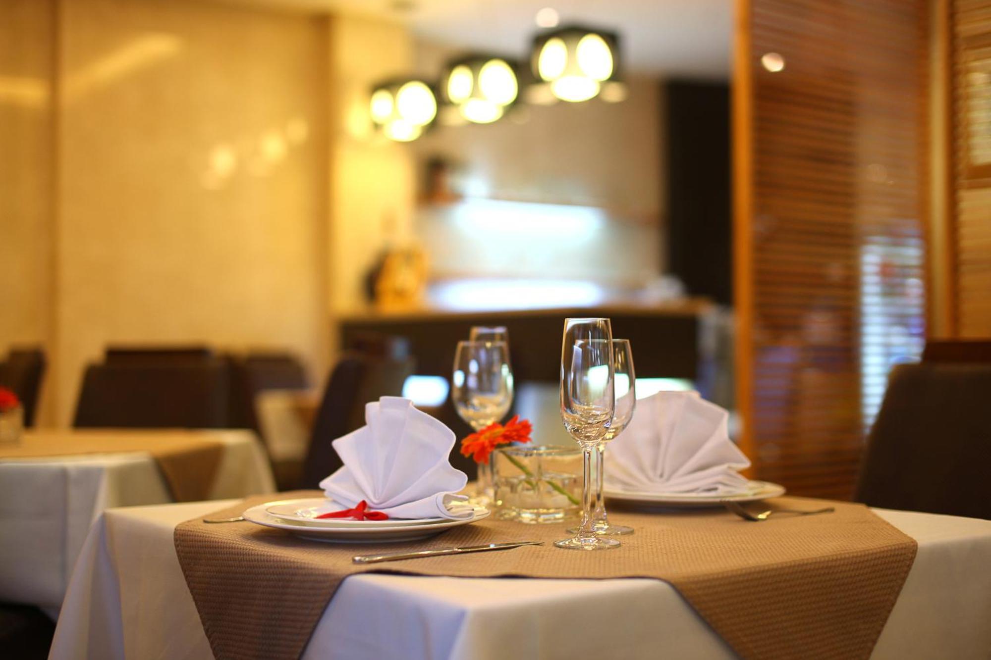 Sanouva Saigon Hotel Ho Chi Minh-stad Buitenkant foto